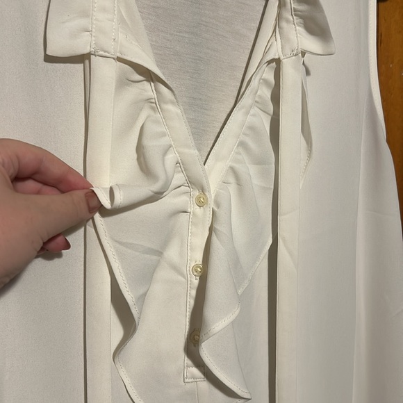 Large, Off-White LOFT Sleeveless Blouse - Picture 2 of 2